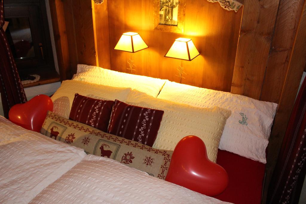Hotel Meuble Gorret Breuil-Cervinia Cameră foto